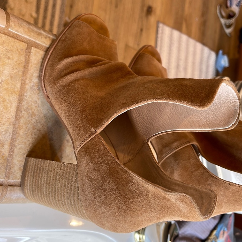 Kristin Cavallari high heel boots. Size 9.5